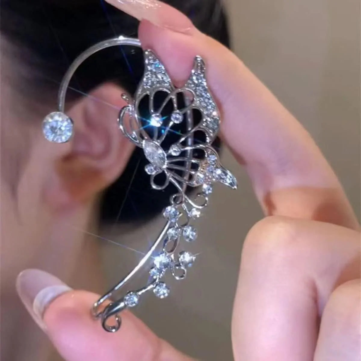 Korean Elf Butterfly Ear Cuff Without Piercing Clip Earrings for Women Elegant Sparkling Zircon Crystal Ear Clip Wedding Jewelry