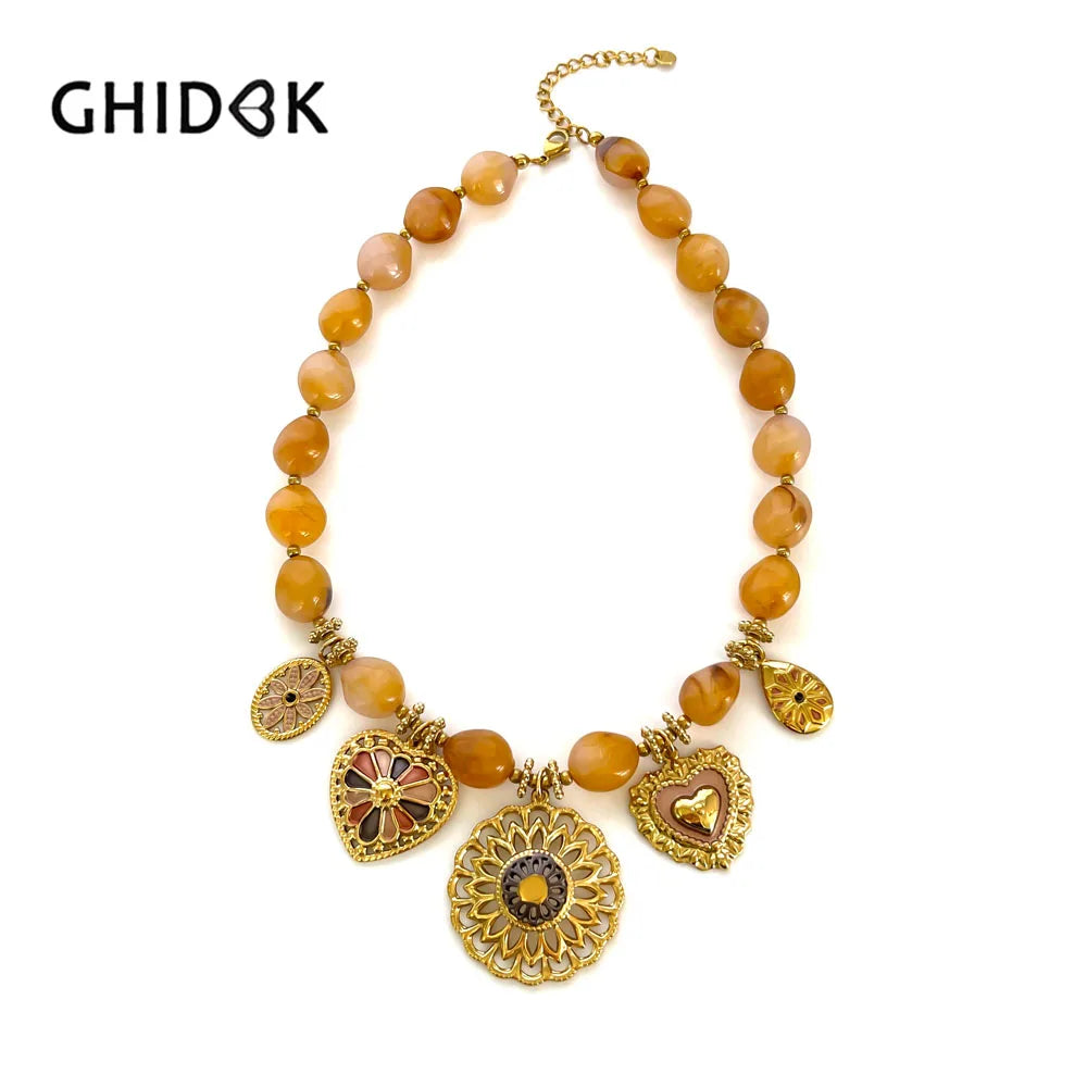 GHIDBK Fashionable Stainless Steel Gold-Plated Heart-Shaped Circular Pendant Necklace Handmade Women Resin Bead Chain Jewelrys