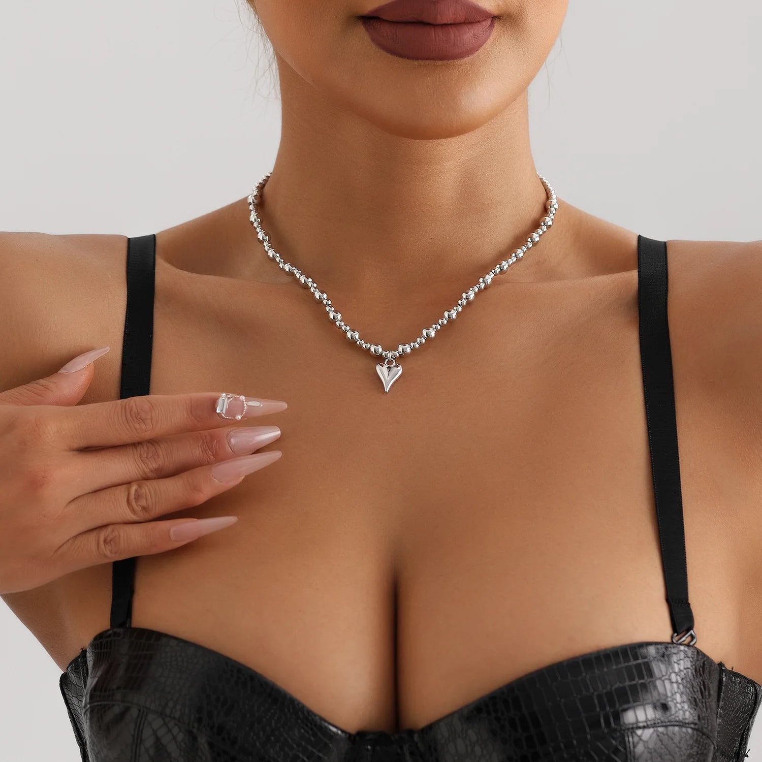 Heart Beaded Necklace for Women Boho Crystal Class Gravel Clavicle Chain Cool Y2K Choker Exquisite Jewelry Accessories украшения