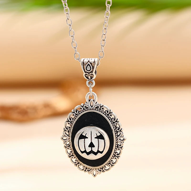 Gothic Vampire Cameo Pendant Choker Velvet Necklace for Women Fashion Pagan Witchcraft Jewelry Girls Gifts Creative Punk Choker